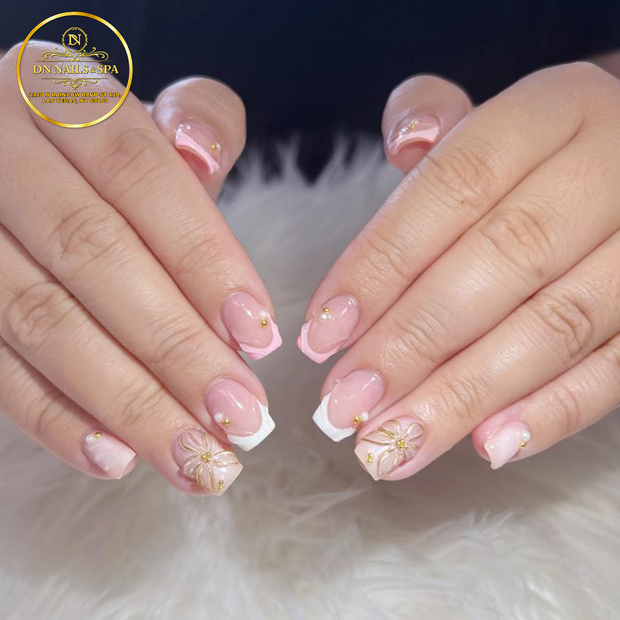Simple nail look